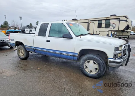 1998 Chevrolet Gmt-400 K1500 из США, поврежденный, VIN 1GCEK19R1WR119896